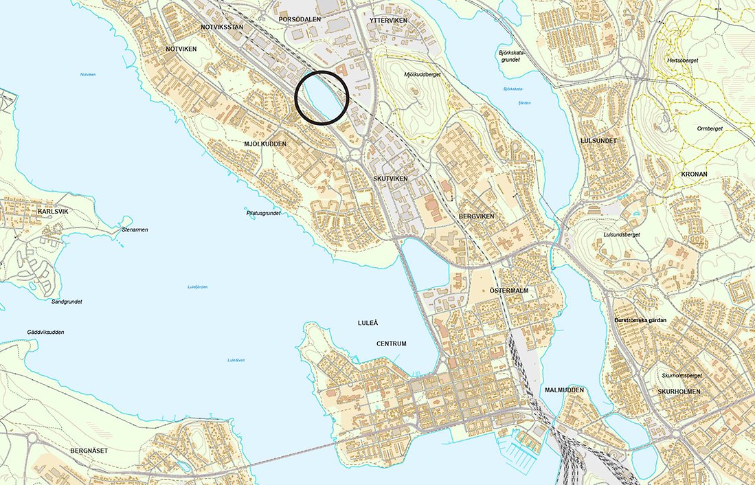 Karta som visar var Mjölkuddstjärnen är belägen längs med väg 97 alldeles intill Scandic Hotel